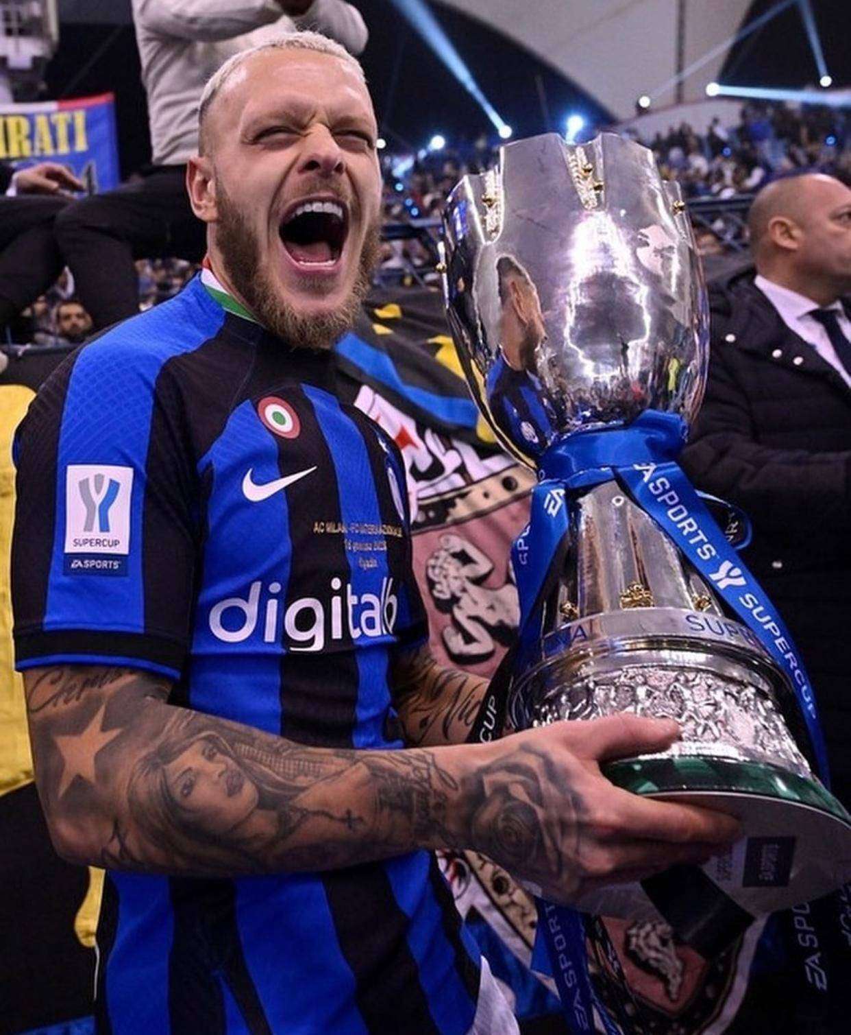 里程碑夜！国际米兰再遭质疑，西甲转会期刷纪录，更衣室稳定，赛季目标并未改变的简单介绍