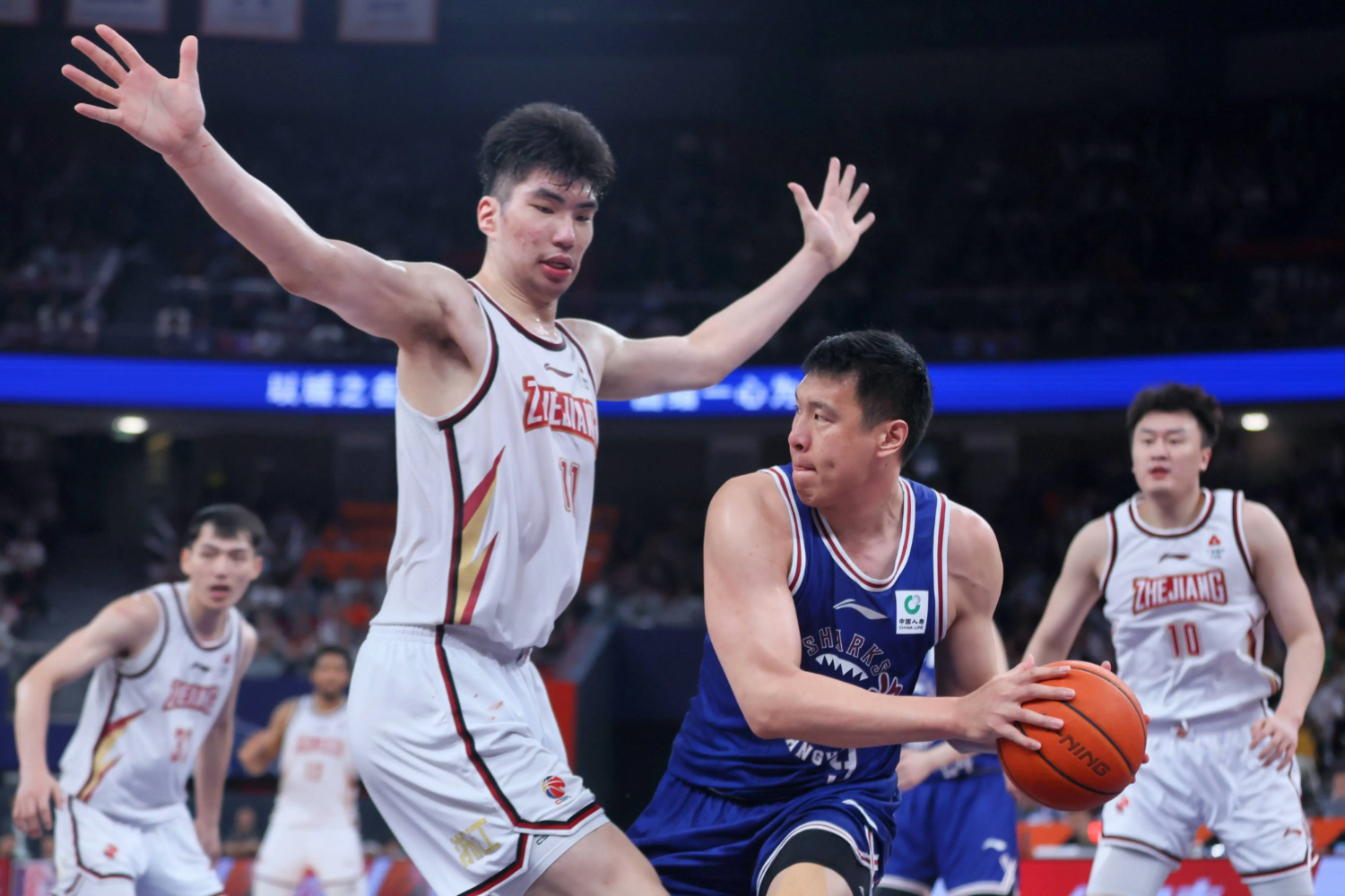 九游真人娱乐 -关于集结日体能课后，浙江队篮板制胜备战德甲，震撼外界，细节决定成败的信息