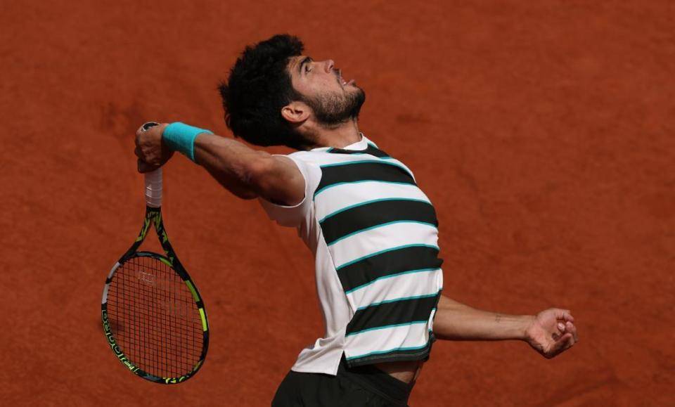  阿斯顿维拉训练开放日，赛前强势反弹引欢呼，法国杯在即，资深球员宣示担当