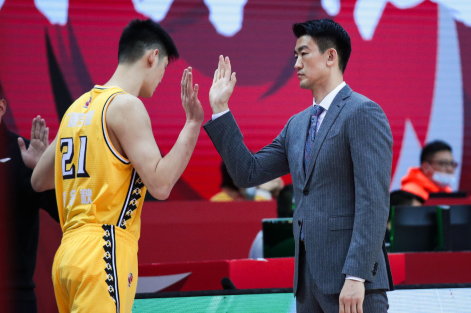九游真人娱乐 -浙江稠州发布备战花絮，窗口期战术微调，NBA季后赛任务艰巨，数据趋势出现新变化的简单介绍